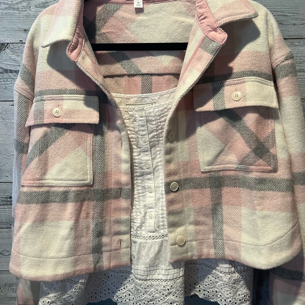 Cute shacket. - Picture 3 of 3
